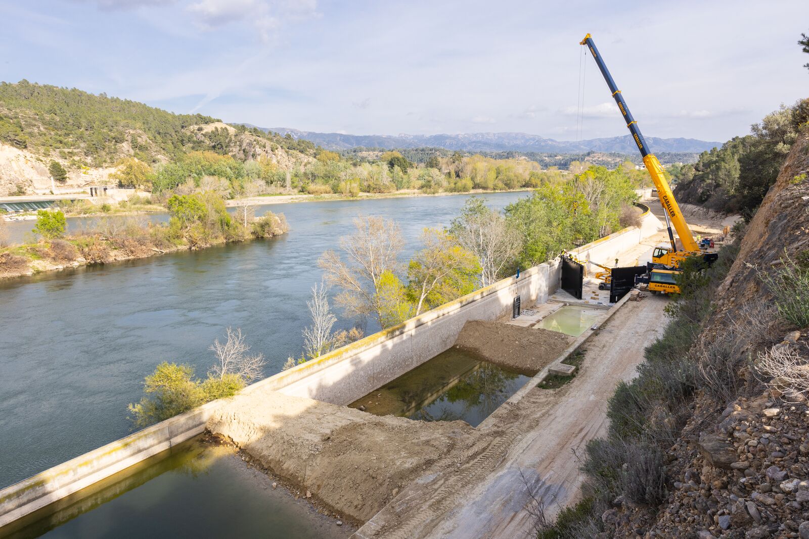 The Ebro canal in Xerta, Tarragona uses Coutex Sorigué penstocks.