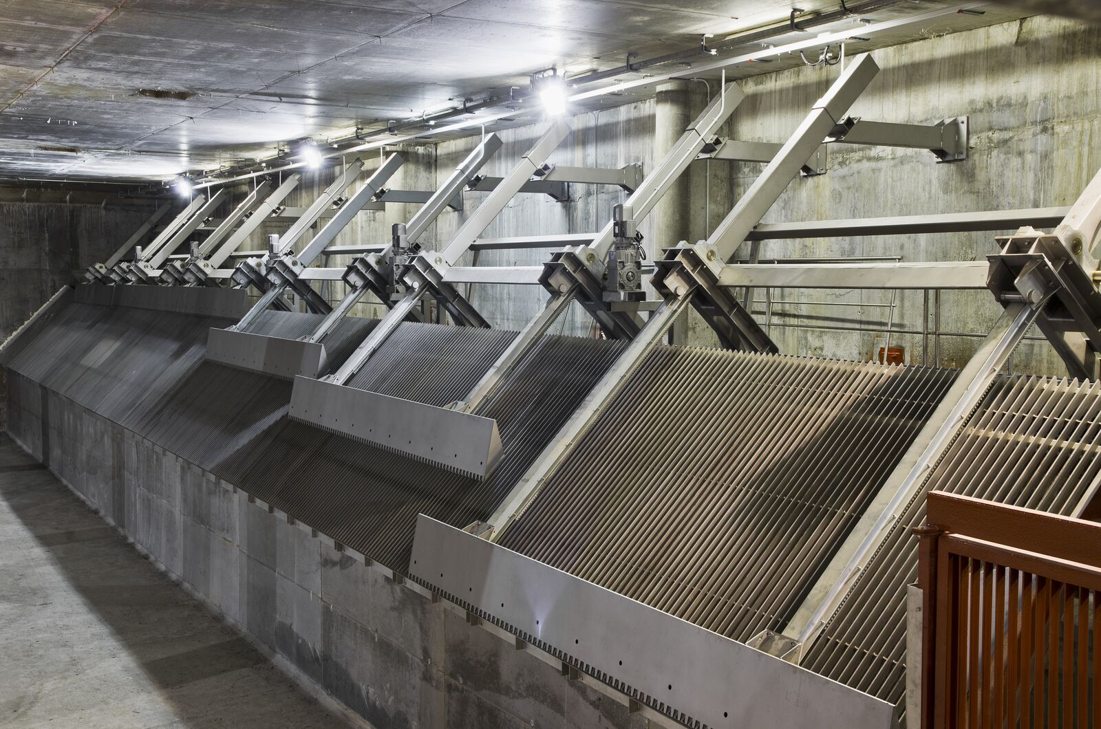 The size of the grate cleaners depends, among other things, on the type of waste.